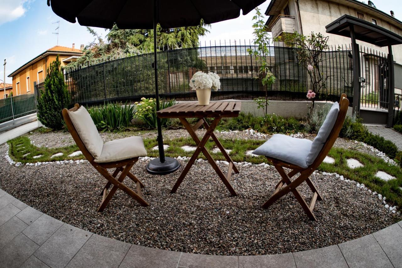 Jolie Maison Cassano Magnago Exterior photo